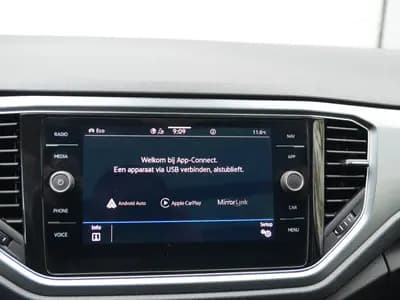 Volkswagen T-Roc thumbnail 22