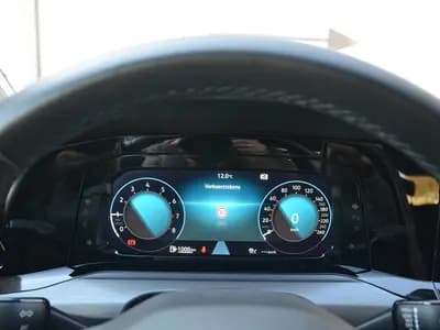 Volkswagen Golf thumbnail 17