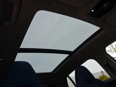 Lynk & Co 01 thumbnail 2