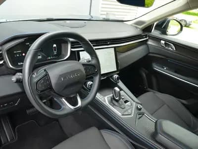 Lynk & Co 01 thumbnail 11