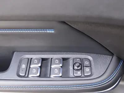 Lynk & Co 01 thumbnail 31