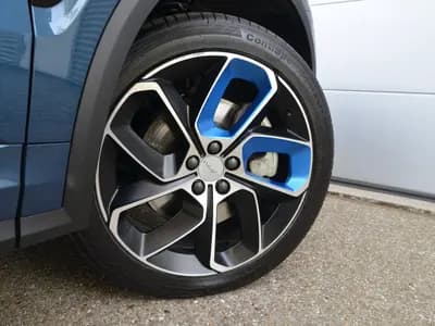 Lynk & Co 01 thumbnail 6