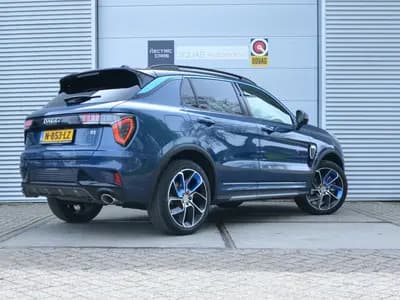 Lynk & Co 01 thumbnail 9