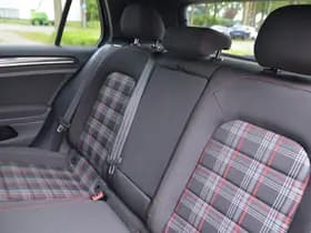 Volkswagen Golf thumbnail 12