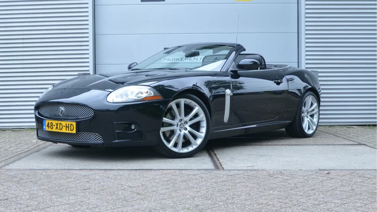 Jaguar XKR — foto 1