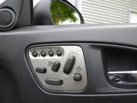 Jaguar XKR thumbnail 12