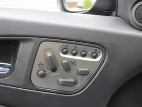 Jaguar XKR thumbnail 3