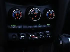 MINI Cooper thumbnail 15