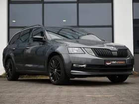 Škoda OCTAVIA thumbnail 2
