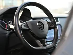 Škoda OCTAVIA thumbnail 9