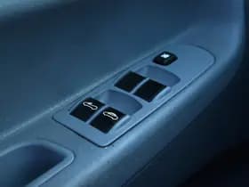 Mitsubishi Colt thumbnail 14