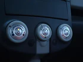 Mitsubishi Colt thumbnail 16