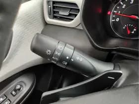 Suzuki Swift 1.2 STYLE SMART HYBRID AUTOM. thumbnail 29