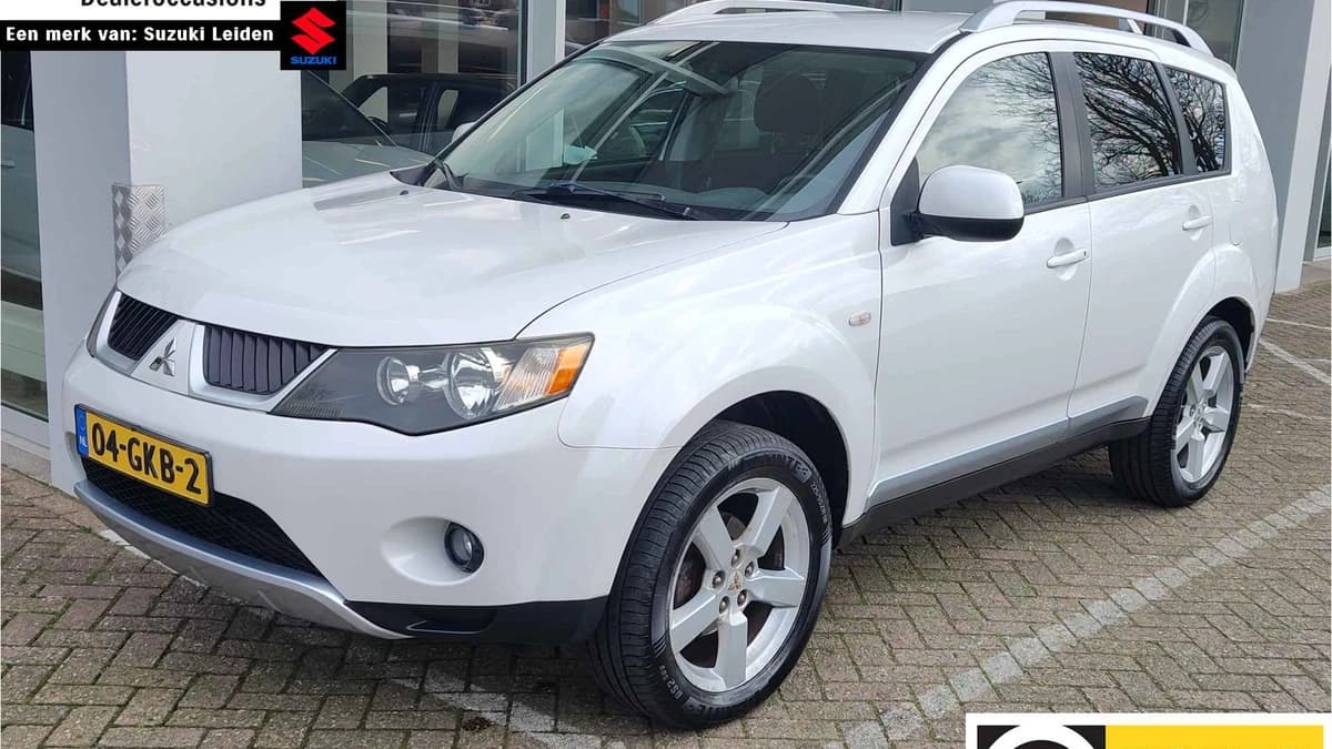 Mitsubishi Outlander 2.4 INTRO EDITION 2WD — foto 1