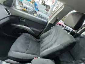 Mitsubishi Outlander 2.4 INTRO EDITION 2WD thumbnail 25