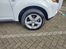 Mitsubishi Outlander 2.4 INTRO EDITION 2WD thumbnail 28
