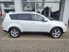 Mitsubishi Outlander 2.4 INTRO EDITION 2WD thumbnail 6