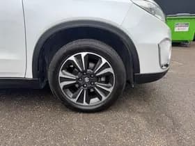 Suzuki Vitara 1.4 BOOSTERJET STYLE SMART HYBRID thumbnail 8