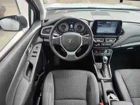 Suzuki S-Cross thumbnail 12