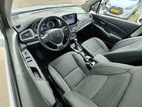 Suzuki S-Cross thumbnail 13