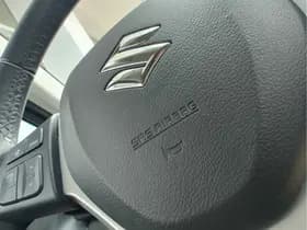 Suzuki S-Cross thumbnail 25