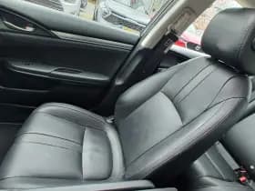 Honda Civic 1.5 i-VTEC EXECUTIVE AUTOMAAT thumbnail 29