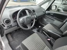Suzuki SX4 1.6 EXECUTIVE thumbnail 9