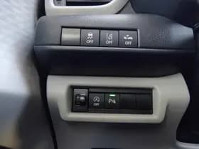 Suzuki Swift 1.2 COMFORT SMART HYBRID thumbnail 24