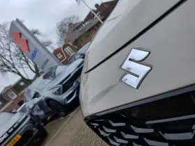 Suzuki Swift thumbnail 33