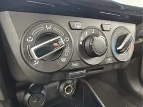 Suzuki Swift thumbnail 11