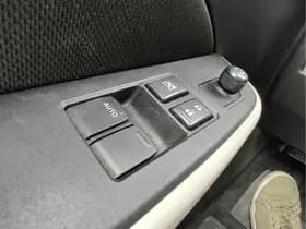 Suzuki Swift thumbnail 19