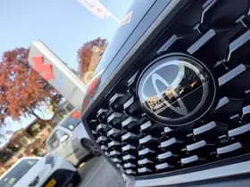 Toyota Corolla thumbnail 35