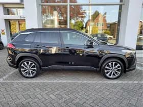 Toyota Corolla thumbnail 6