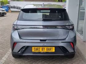 BYD Dolphin thumbnail 4