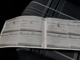 Peugeot 108 1.0 e- VTi Active 1e Eigenaar 25.600 + NAP NL- auto thumbnail 23