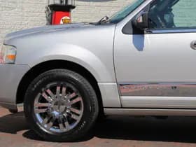 Lincoln Navigator thumbnail 13