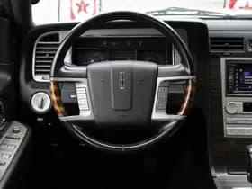 Lincoln Navigator thumbnail 35