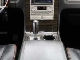 Lincoln Navigator thumbnail 37