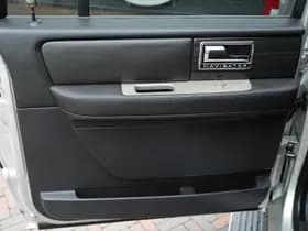 Lincoln Navigator thumbnail 40