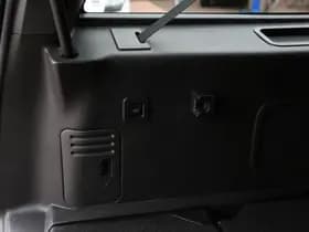 Lincoln Navigator thumbnail 48