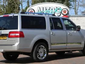 Lincoln NAVIGATOR Lang V8 7/ 8 pers. King of the road! thumbnail 3