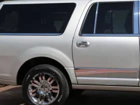 Lincoln NAVIGATOR Lang V8 7/ 8 pers. King of the road! thumbnail 8