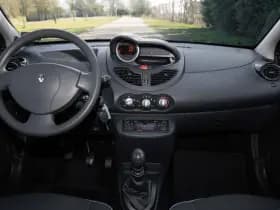 Renault Twingo 1.2 16V Parisienne 61.100 km +NAP NL- auto thumbnail 16