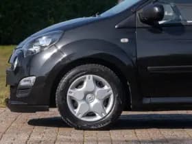 Renault Twingo 1.2 16V Parisienne 61.100 km +NAP NL- auto thumbnail 7