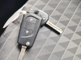 Peugeot 108 1.0 e- VTi Active 40.380 km +NAP NL- auto thumbnail 21