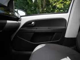 Volkswagen Up! 1.0 move up! BlueMotion NL- auto 39.700 km + NAP thumbnail 17