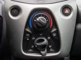 Peugeot 108 1.0 e- VTi TOP Open Dak 1e Eig. 54.700 km +NAP NL- auto thumbnail 20