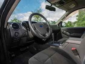 Ford Explorer thumbnail 15