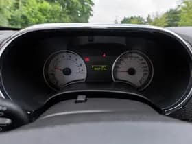 Ford Explorer thumbnail 25