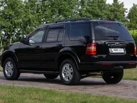 Ford Explorer thumbnail 5